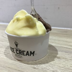 Choco and orange  at Nice Cream in Taipei