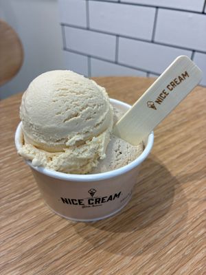 Banana and peanut gelatos: together at last at Nice Cream in Taipei