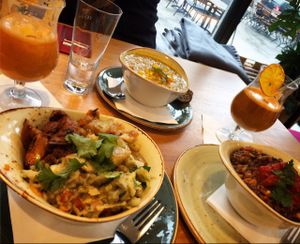 Delicious lucky bowls and lentil soup ☺️ at Mom's Table  in Augsburg