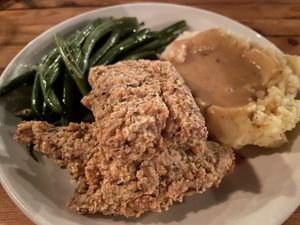 Hill Country ‘Chicken’ & Gravy at The Beer Plant in Austin