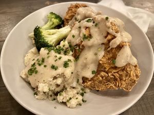 Hill Country chickn and gravy   at The Beer Plant in Austin