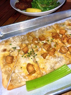Buffalo chicken flatbread   at The Beer Plant in Austin