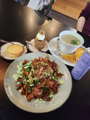 Frittas, soup, cakes at Hoo Gah in Bendigo