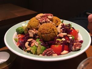 Bloemkoolfalafel at SLA - Kruisweg in Haarlem