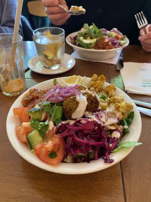   at SLA - Kruisweg in Haarlem