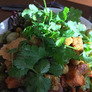 vegan nourish bowl at SLA - Kruisweg in Haarlem