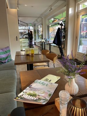   at SLA - Kruisweg in Haarlem