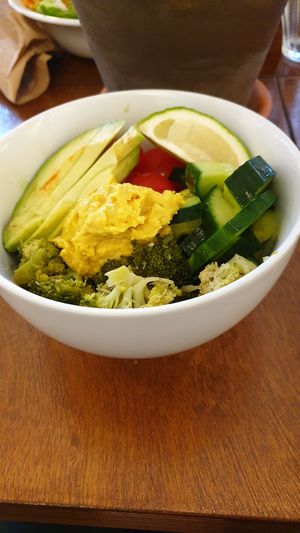 Small salad bowl at SLA - Kruisweg in Haarlem