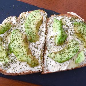 Ricotta & avocado toast at Foodprintz Cafe in Lisbon