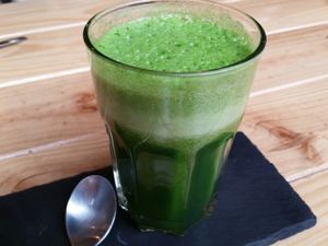 Green juice of the day at Foodprintz Cafe in Lisbon