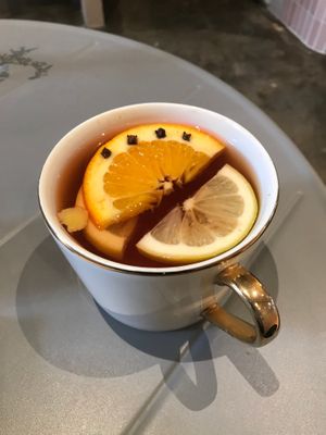 winter tea at Raw Nest in Krakow