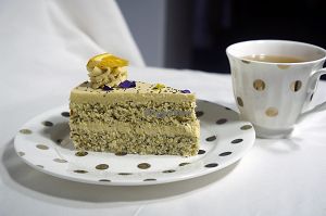 Little Raw Co. Raw Vegan Cake slice variety includes 5 unique flavours made from 100% plant based ingredients at Little Raw Co. in Cremorene