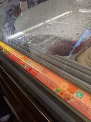 vegan flavours labelled at Amorino in Strasbourg