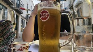 Big beer  at A Venda in Faro