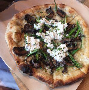 mushroom asparagus pizza w in house made almond ricotta  at True Food Kitchen in Palo Alto