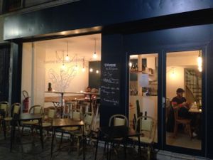 The restaurant from outside at Primeur Cantine in Paris