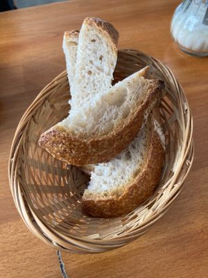 Sourdough bread at Primeur Cantine in Paris