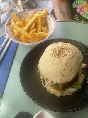 Bun  at Primeur Cantine in Paris