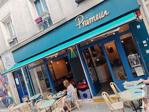 Outside at Primeur Cantine in Paris