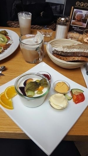 veganes Frühstück und Chai mit Sojamilch at Amalie in Speyer