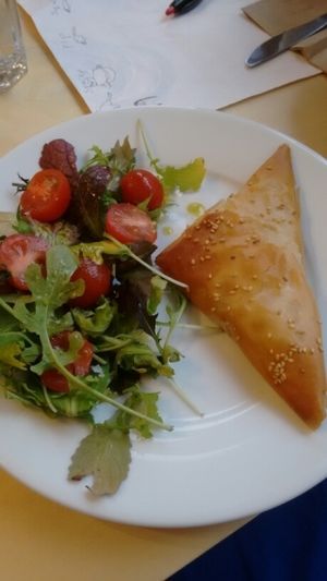 chickpea samosa at Wayoo Juicery  in Edinburgh