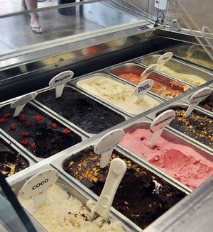 Ice cream shop at Loving Hut - Jardins   in Sao Paulo