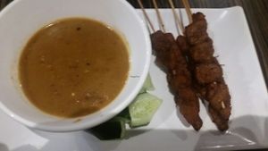 satay with peanut sauce and cucumber at D'life 蔬食 - Jurong West in West Singapore