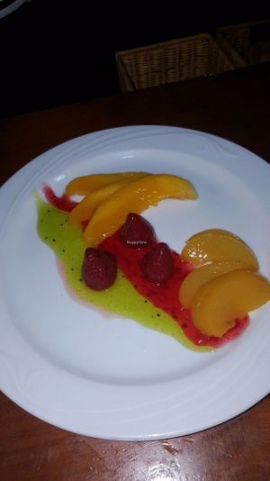 Fruits mix at Espiritu Libre in Valencia