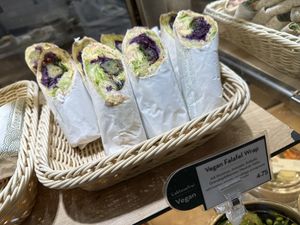 wrap  at Dean & David - Ernst-August in Hannover