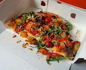 Pizza calzone at Pizza Julia in Paris