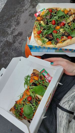  at Pizza Julia in Paris