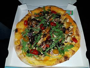 Vegan prestige pizza, best pizza I had in my entire life! at Pizza Julia in Paris