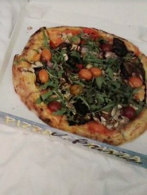 La Vegan prestige ! at Pizza Julia in Paris