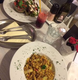 Raw quiche and Rissotto and fresh juice at Food of Love in Prague