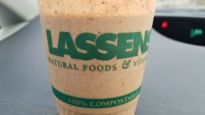 Cacao and Maca smoothie at Lassens Natural Foods & Vitamins - Loz Feliz in Los Angeles