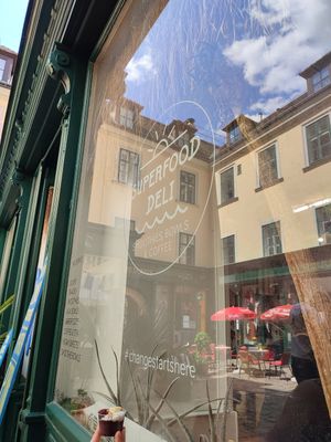  at Superfood Deli - Mariahilfer in Vienna