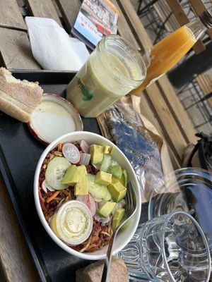   at Superfood in Arles