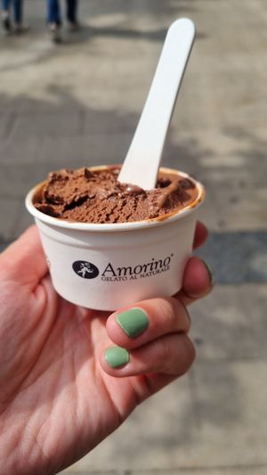 The portion is bigger than that. I ate half of it and made the picture after :) at Amorino in Alicante