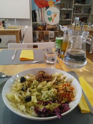 Entrée du jour at Happy Books in Fribourg