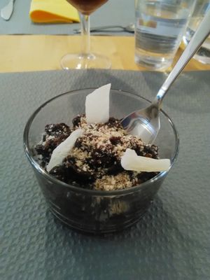 Dessert du jour at Happy Books in Fribourg