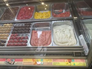 Sorbet options   at Amorino - Guggenheim in Bilbao