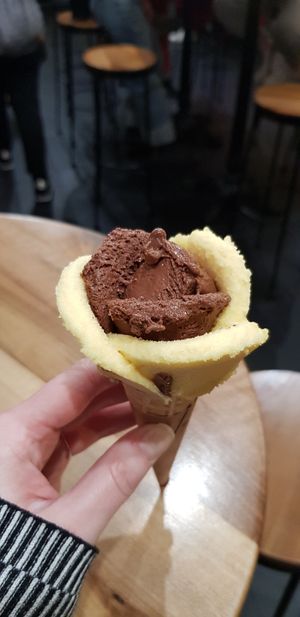 Passionfruit and chocolate at Amorino - Via del Corso in Florence