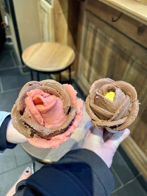 Strawberry & chocolate and chocolate & orange   at Amorino - Times Square in New York City