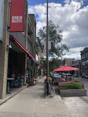 Outside  at Robin des Bois in Montreal
