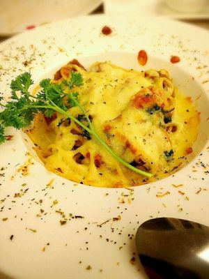 สาปเกตตี้ อบชีส at Happy Veggie in Nonthaburi