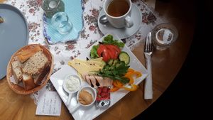 Super tolles veganes Frühstück! at 37 grad Kaffeebar Landegeschäft in Lindau