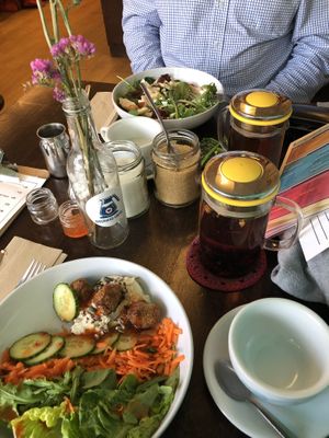 I had a gorgeous felafel and hummous salad followed by a raw chocolate brownie. Fantastic choice of vegan and omnivore food too! 
I also had the fruit punch which was yummy! at Riverhead Coffee in Cleethorpes