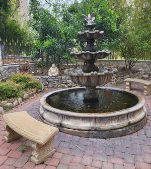 Lovely garden at Thai Ocha in Kerrville