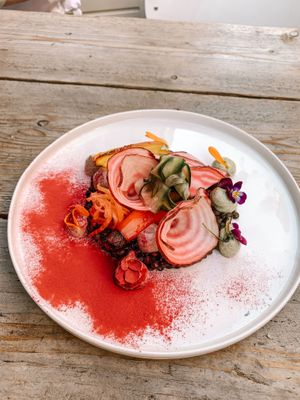 zo mooi opgediend!🤩 at De Basis in Enschede