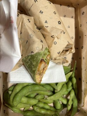 Buono! Un kebab vegan a base di pisello Mayo veg e altro. Lo consiglio perché avevo provato solo i panini e c’è anche un’offerta fino al 31/03  at Flower Burger in Rome